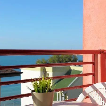 Seahouse Afrodita Guest house